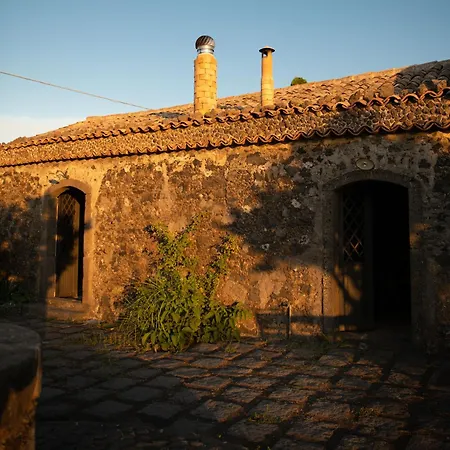 Casa Lawa *