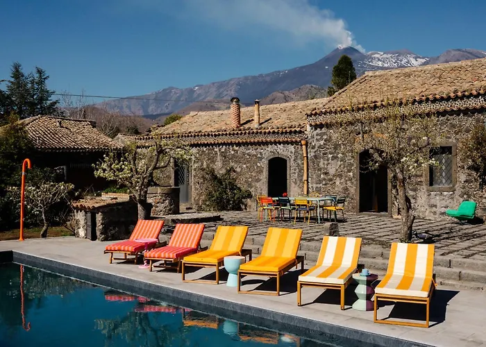 Casa Lawa SantʼAlfio